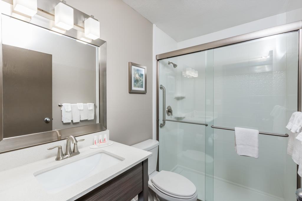 Hotel Super 8 By Wyndham Spirit Lake/okoboji 2*